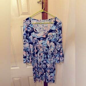Lilly Pulitzer size L cotton dress with flutter sleeves. EUC